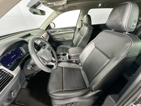 Used 2023 Volkswagen Atlas SE image 20