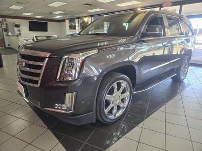 Used 2017 Cadillac Escalade Luxury