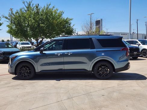 New 2026 Kia Carnival SX Prestige FWD image 3