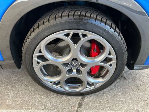 New 2024 Alfa Romeo Tonale Veloce w/ Active Assist Package image 2