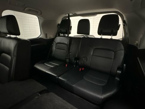 Used 2017 Toyota Land Cruiser AWD/4WD image 27