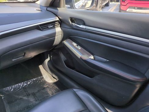 Certified 2024 Nissan Altima 2.5 SR image 16