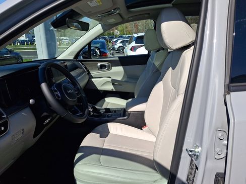 Used 2022 Kia Sorento S w/ Panoramic Sunroof Package image 23