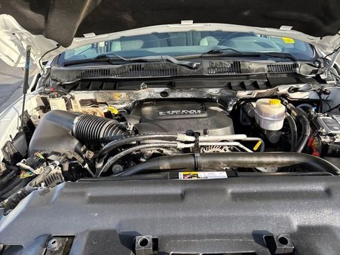 Used 2017 RAM 2500 SLT w/ Comfort Group image 25