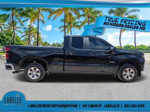 Used 2020 Chevrolet Silverado 1500 LT w/ Texas Edition RWD image 2