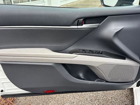 Certified 2023 Toyota Camry SE image 12