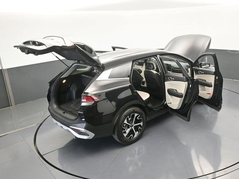 Used 2024 Kia Sportage EX image 67