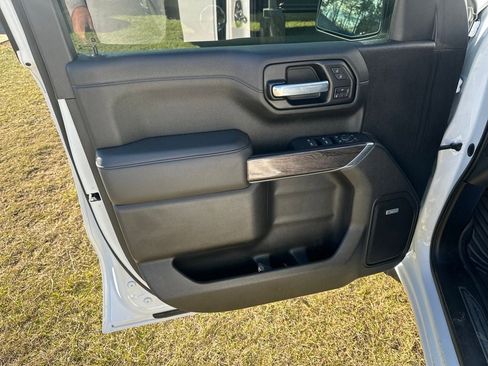 Used 2021 Chevrolet Silverado 1500 LTZ image 10