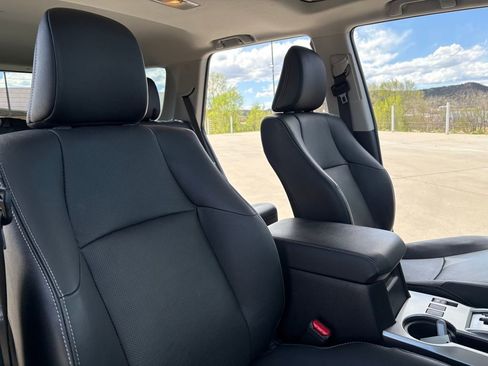 Used 2023 Toyota 4Runner Limited image 14