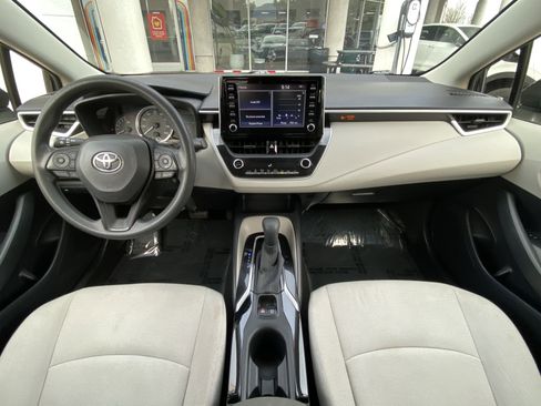 Used 2020 Toyota Corolla LE image 20