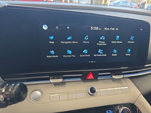 New 2026 Hyundai Elantra Limited image 22