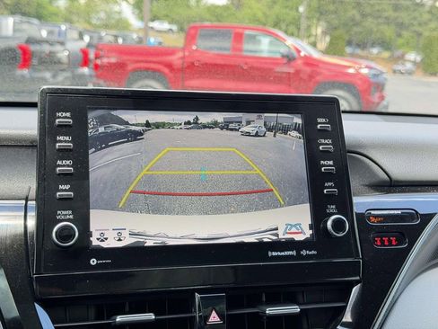 Used 2023 Toyota Camry XSE FWD image 4