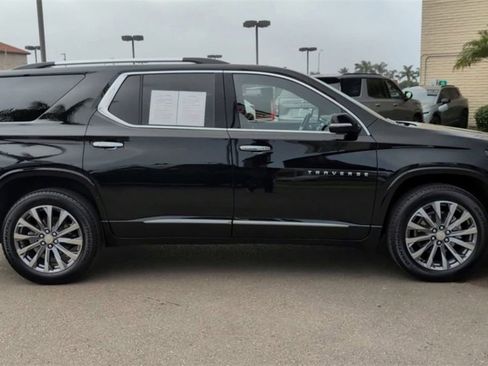 Used 2023 Chevrolet Traverse Premier image 9