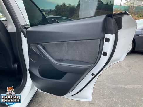 Used 2022 Tesla Model Y Performance AWD/4WD image 64