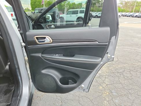 Used 2014 Jeep Grand Cherokee Limited AWD/4WD image 26