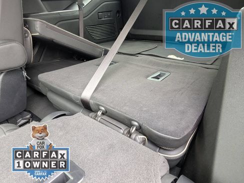 Used 2025 Chevrolet Tahoe Premier AWD/4WD image 22