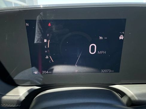 Used 2025 Buick Encore GX Preferred AWD/4WD image 15