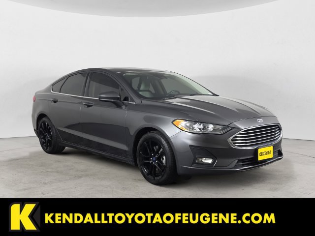 Used 2019 Ford Fusion SE w/ Equipment Group 151A FWD image 3
