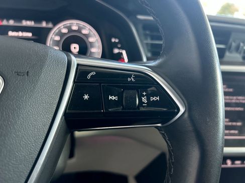 Used 2024 Audi A6 Premium Plus image 20