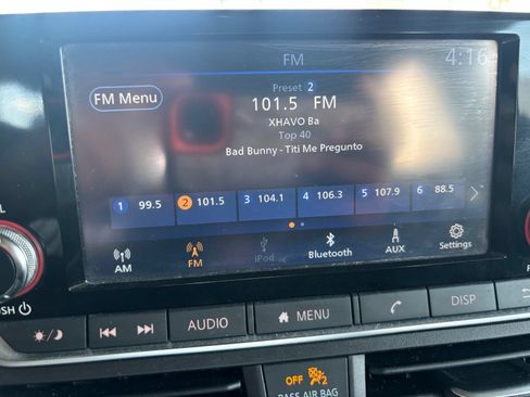 Used 2024 Nissan Altima 2.5 S FWD image 11
