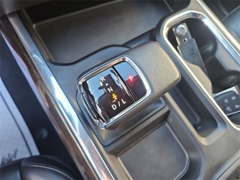 Used 2022 GMC Sierra 1500 Elevation w/ Elevation Premium Package image 16