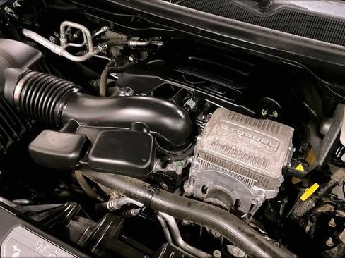Used 2023 Jeep Wagoneer 4WD w/ Premium Group I image 36