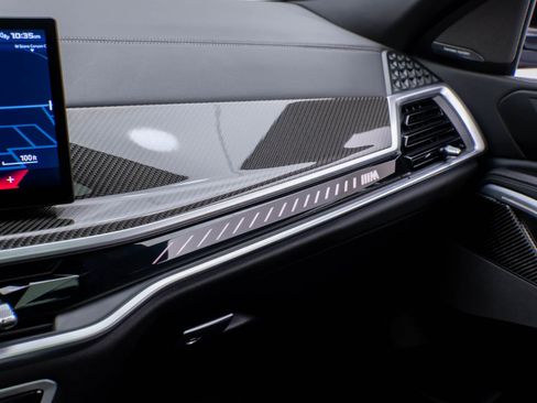 Certified 2024 BMW X6 M60i w/ Dynamic Handling Package image 31