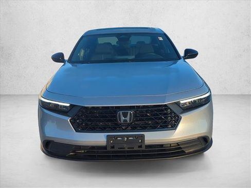 Used 2025 Honda Accord Sport image 2