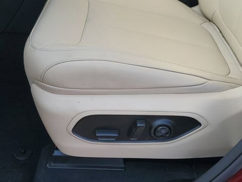 New 2026 Jeep Grand Cherokee Limited AWD/4WD image 11
