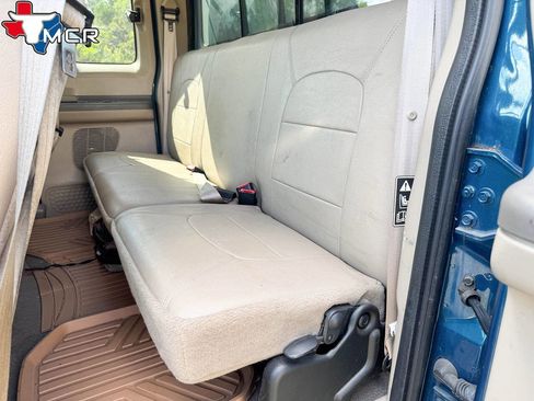 Used 2000 Ford F250 Lariat image 16