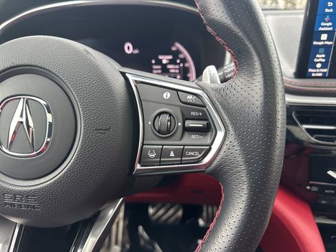 Used 2025 Acura MDX A-Spec image 18