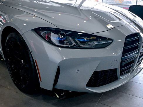 Used 2023 BMW M4 Coupe w/ Executive Package image 11