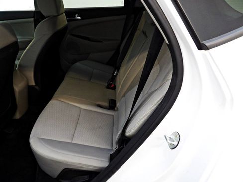 Used 2019 Hyundai Tucson SE w/ Cargo Package AWD/4WD image 10