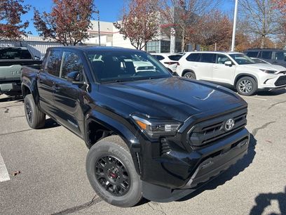 New 2025 Toyota Tacoma SR5
