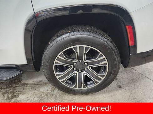 Certified 2024 Jeep Wagoneer Series II image 45