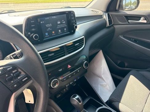 Used 2019 Hyundai Tucson SE FWD image 12