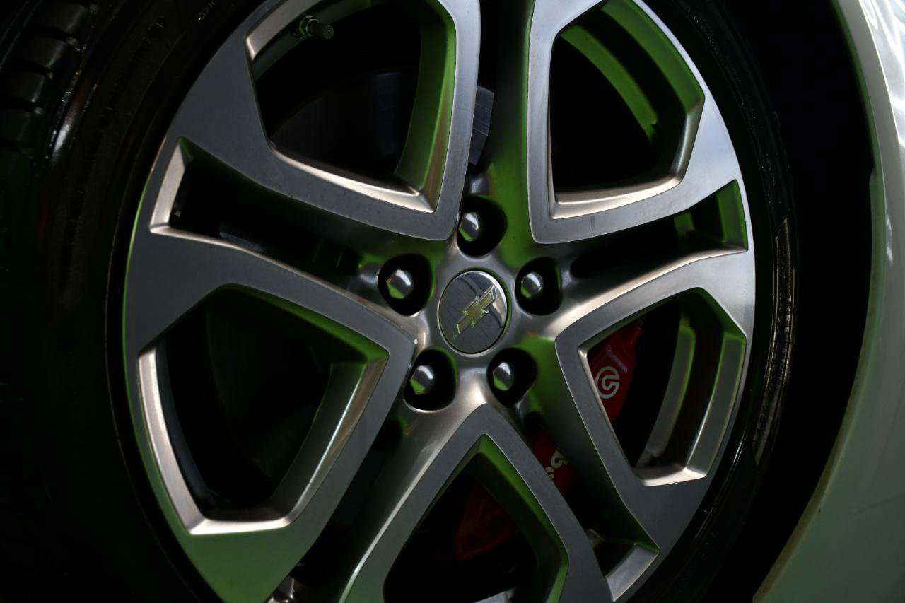 Used 2016 Chevrolet SS RWD image 3