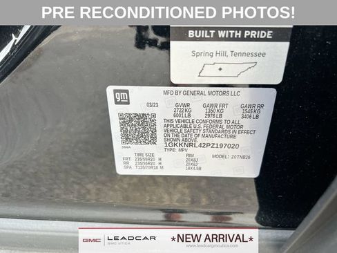 Used 2023 GMC Acadia SLE w/ Driver Convenience Package AWD/4WD image 32