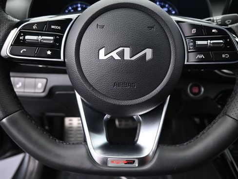 Used 2023 Kia Forte GT-Line image 30