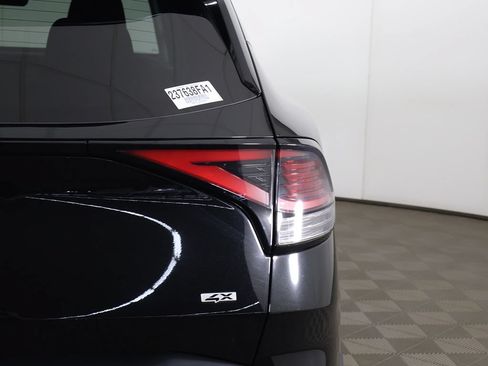 Used 2024 Kia Sportage LX AWD/4WD image 14