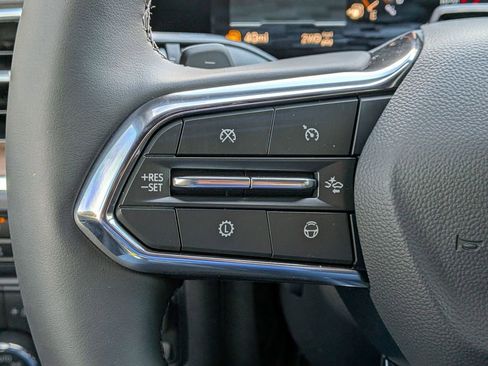 New 2026 Chevrolet Suburban High Country image 11