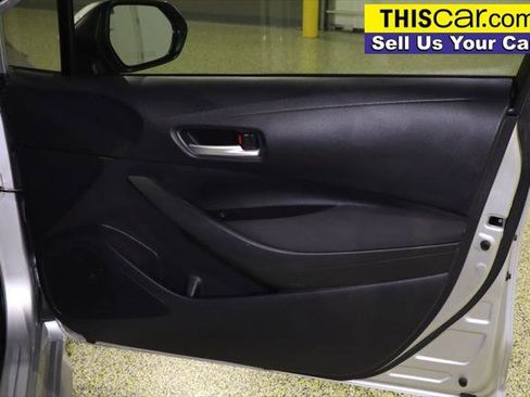 Used 2021 Toyota Corolla LE image 26