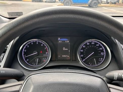 Used 2020 Toyota Camry LE FWD image 23