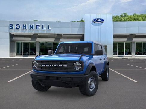 New 2025 Ford Bronco 4-Door image 2