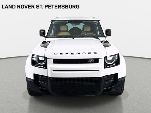 Used 2026 Land Rover Defender 110 X-Dynamic SE AWD/4WD image 2