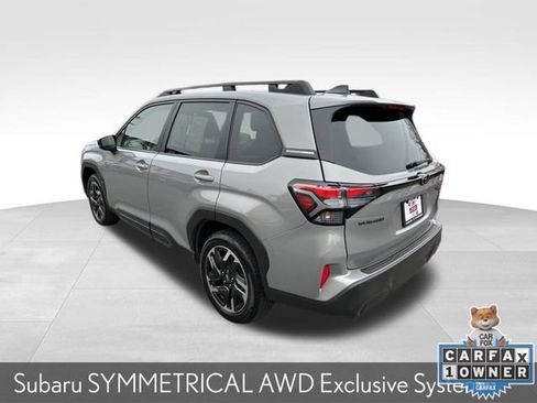 Certified 2025 Subaru Forester Limited image 6