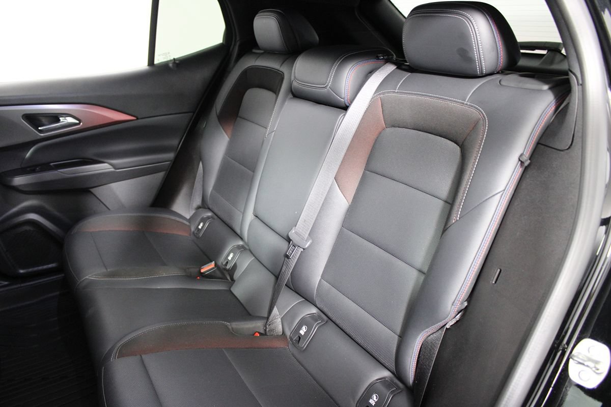 Used 2024 Chevrolet Equinox EV RS w/ LPO, Trailering Package FWD image 24
