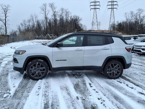 New 2026 Jeep Compass Limited image 2