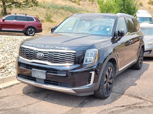 Used 2021 Kia Telluride EX w/ EX Premium Package AWD/4WD image 9