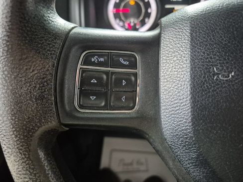Used 2016 RAM 1500 Tradesman w/ Chrome Appearance Group AWD/4WD image 9